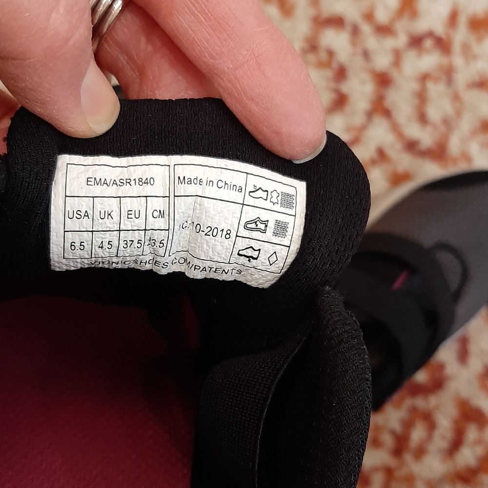 Vionic Athletic Shoes - image 5